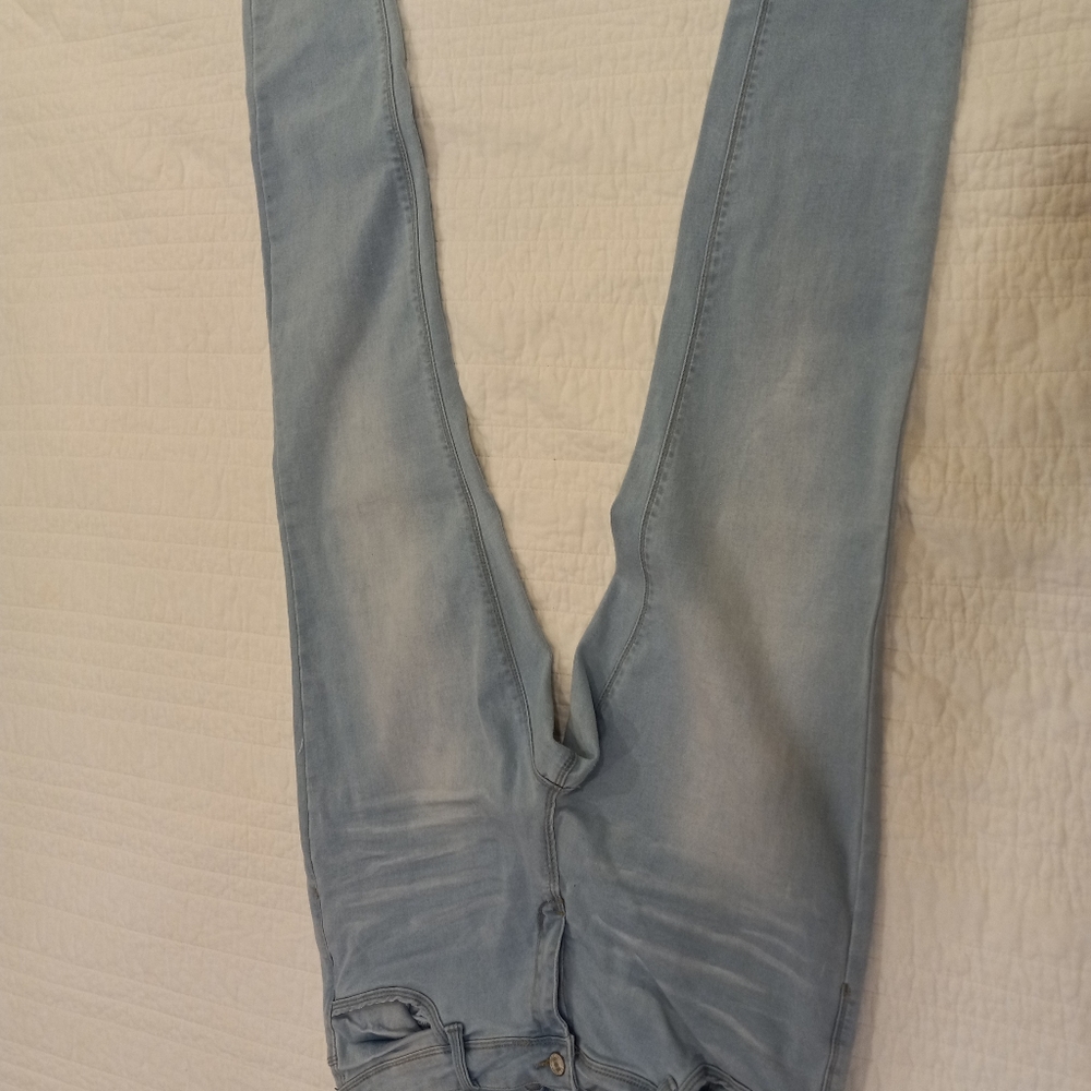 Jeans - Picture 2 of 3